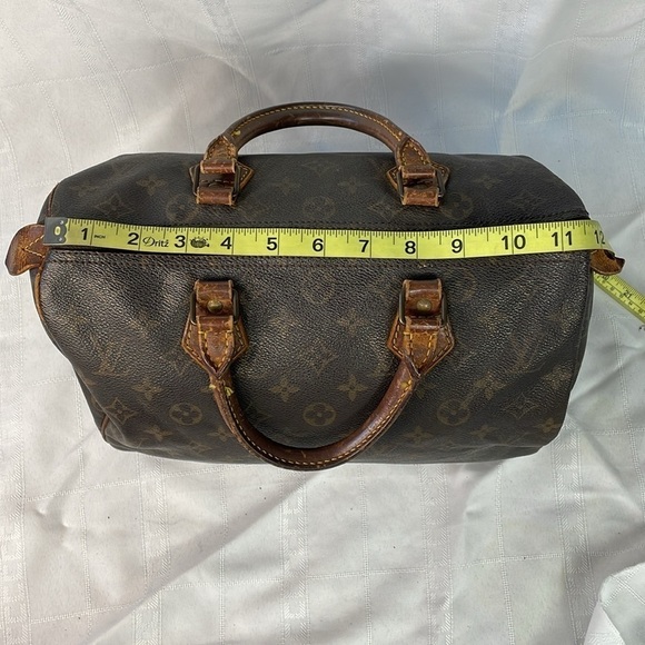 Louis Vuitton Monogram Speedy 30 Handbag Classic Designer Timeless Luxury - Picture 10 of 17